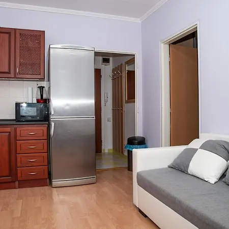 Lovely One Bedroom Appartamento Nové Zámky